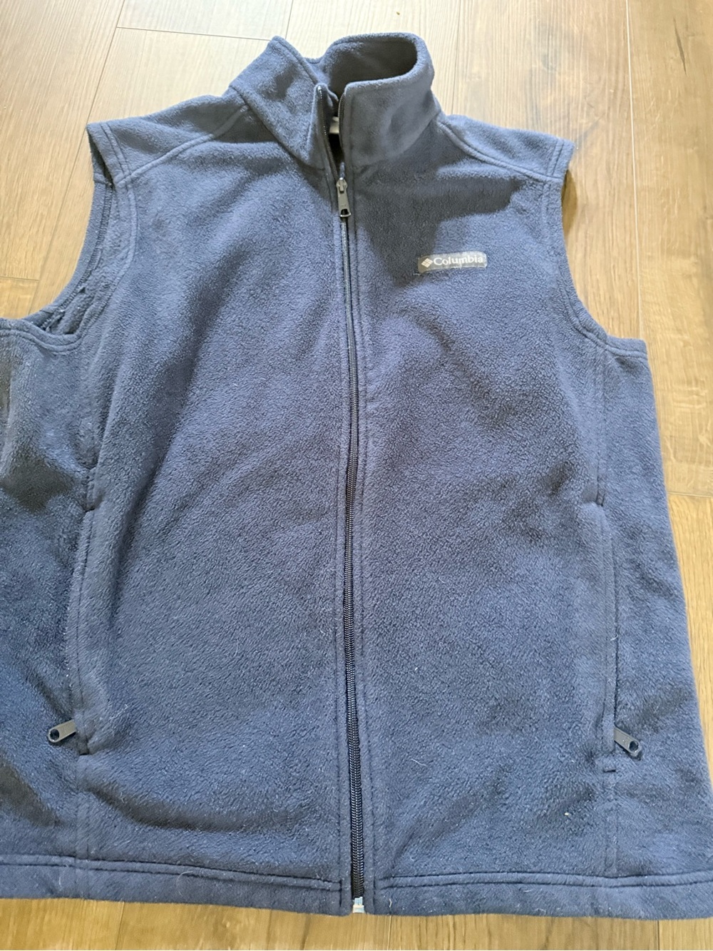 Columbia Navy Fleece Vest - Full Zip Sleeveless Layer